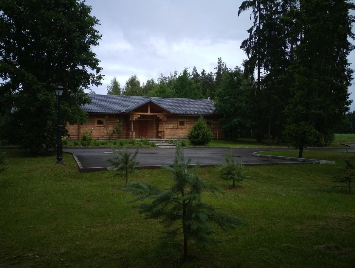 Green Park Hotel Airport Minsk Silichy Exterior foto